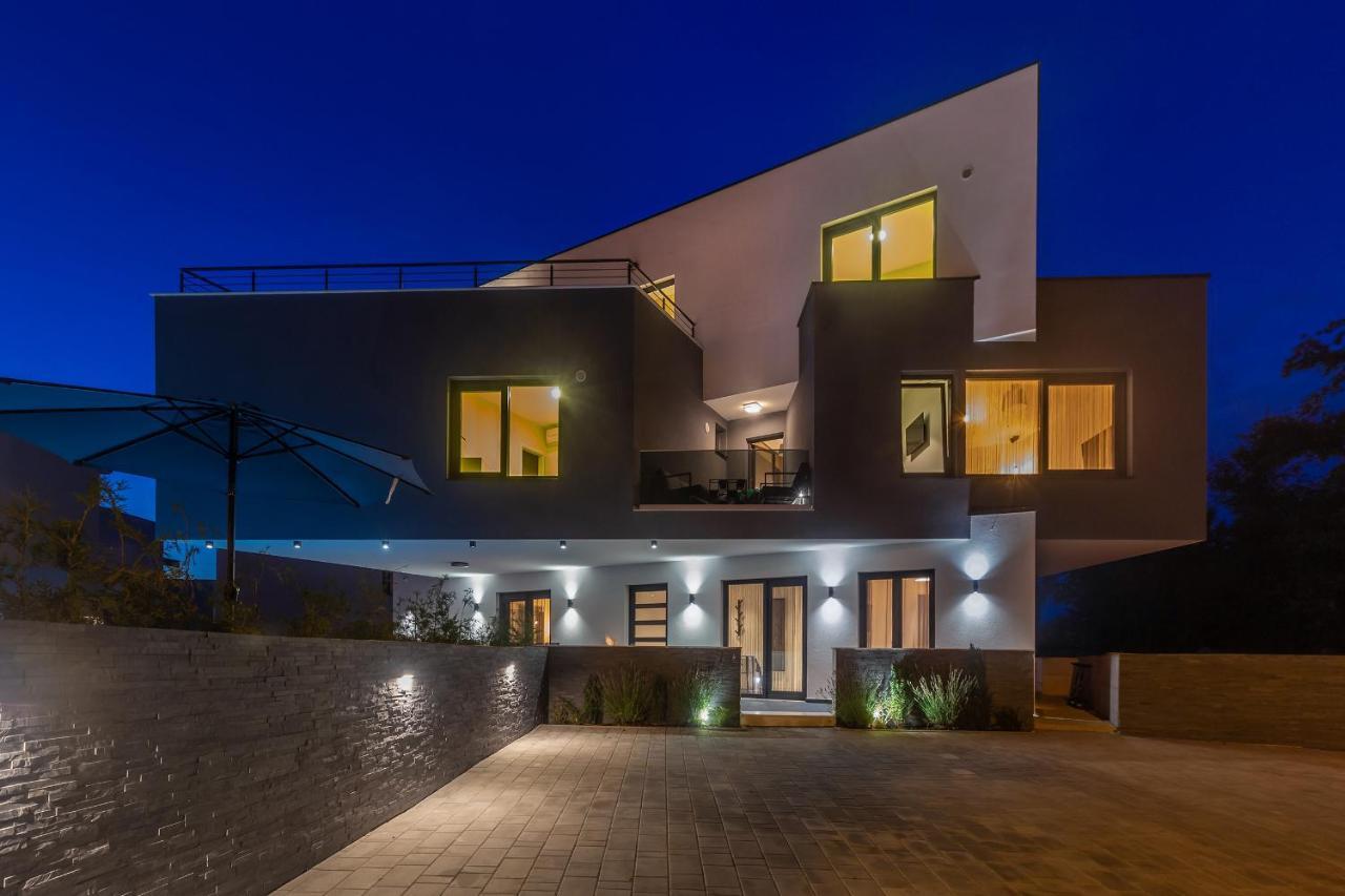 Luxury Apartment Noa Njivice Esterno foto