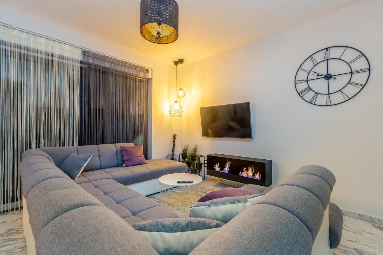 Luxury Apartment Noa Njivice Esterno foto