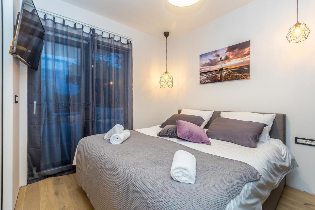 Luxury Apartment Noa Njivice Esterno foto