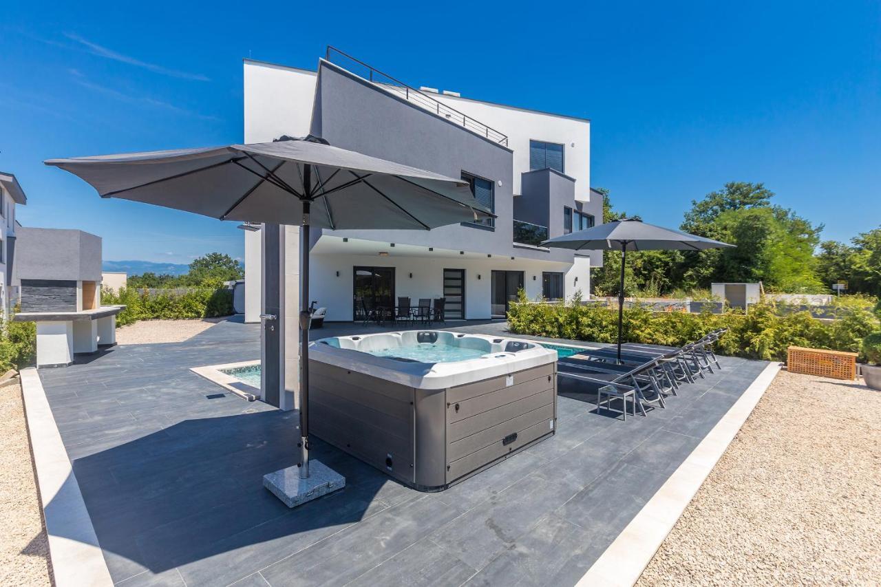 Luxury Apartment Noa Njivice Esterno foto