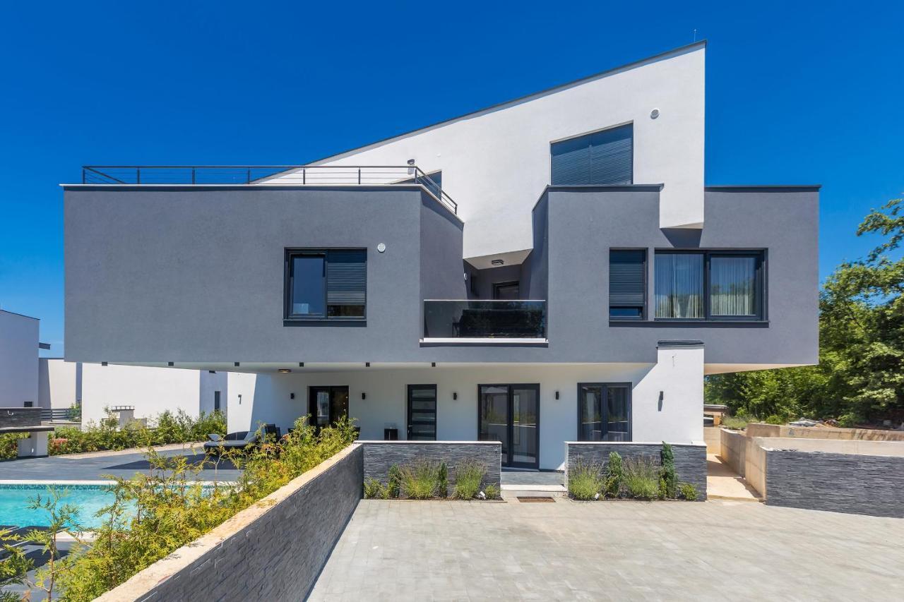 Luxury Apartment Noa Njivice Esterno foto