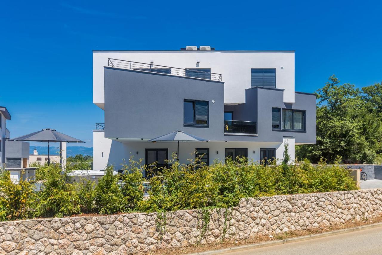 Luxury Apartment Noa Njivice Esterno foto