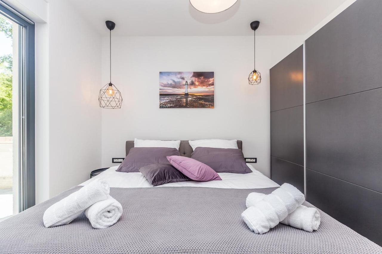 Luxury Apartment Noa Njivice Esterno foto